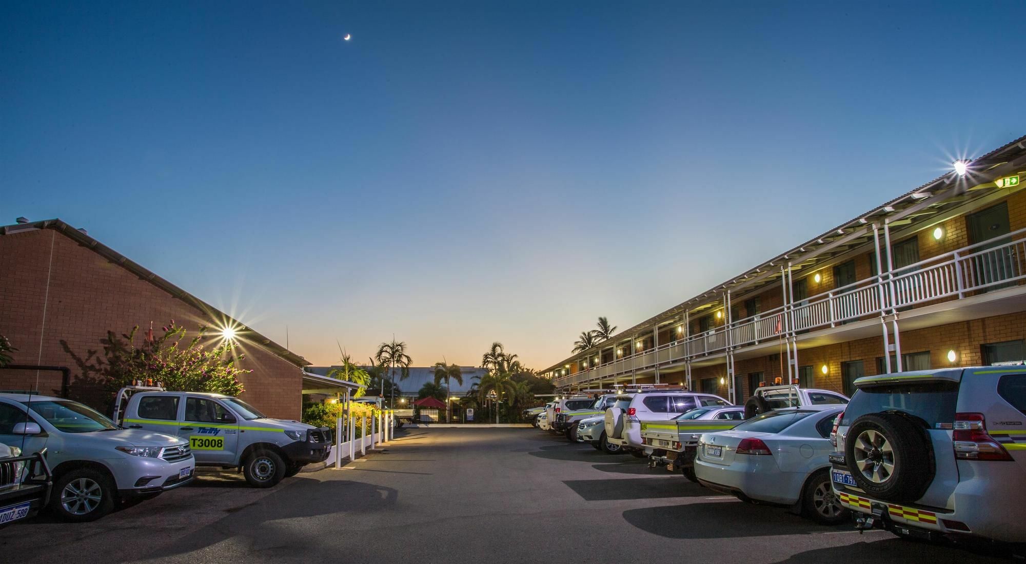 Karratha Central Apartments Eksteriør billede